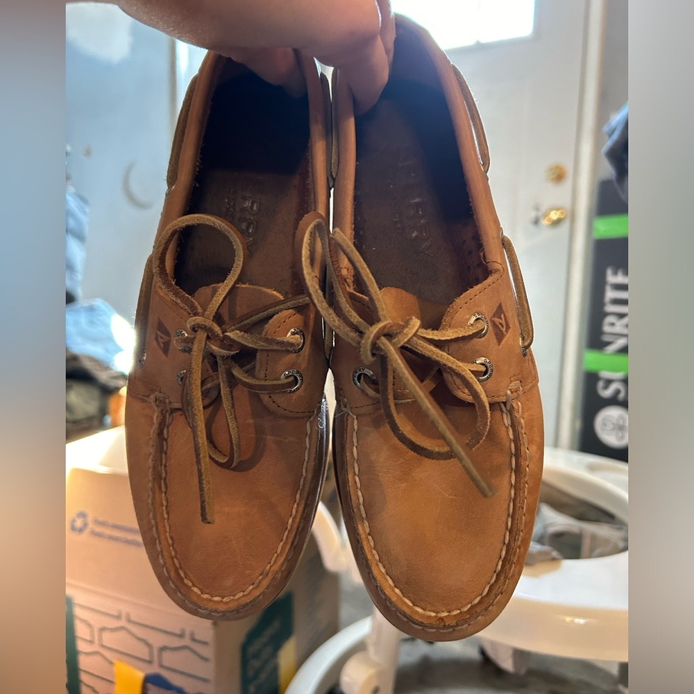 Sperry Men’s leather size 6
